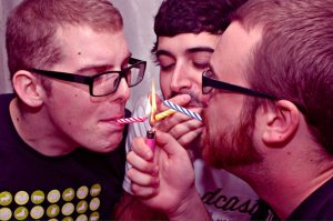 292478_10150968789097218_493267835_n